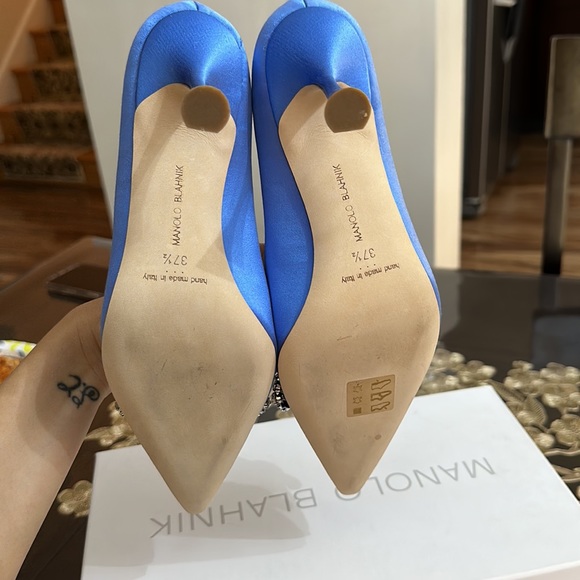 Manolo Blahnik size 37.5 (7.5) - Picture 3 of 4